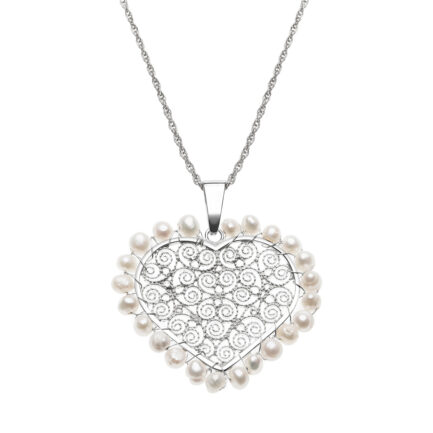 Dije corazón con filigrana por dentro y perlas